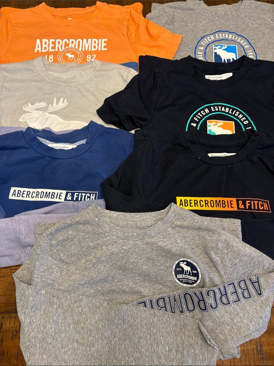 Abercrombie & Fitch Other - 🚌🖍️Perfect for Back to School—Abercrombie & Fitch Kids Graphic Tees✏️✂️